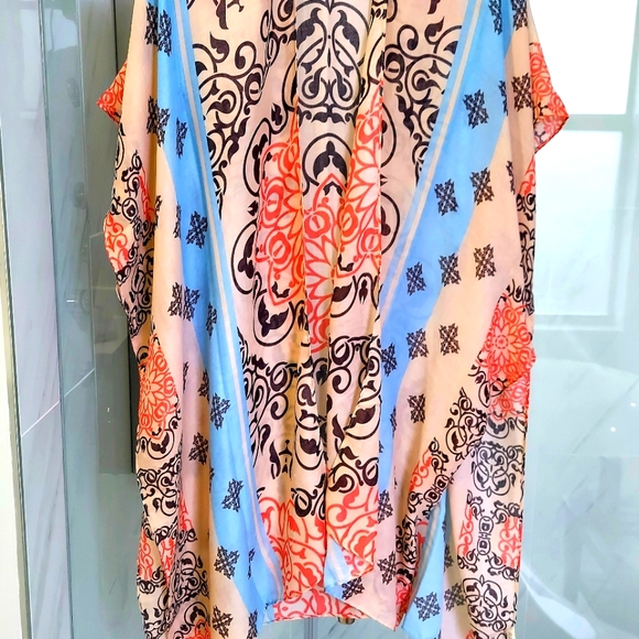 Colorful Kimono - Picture 11 of 17